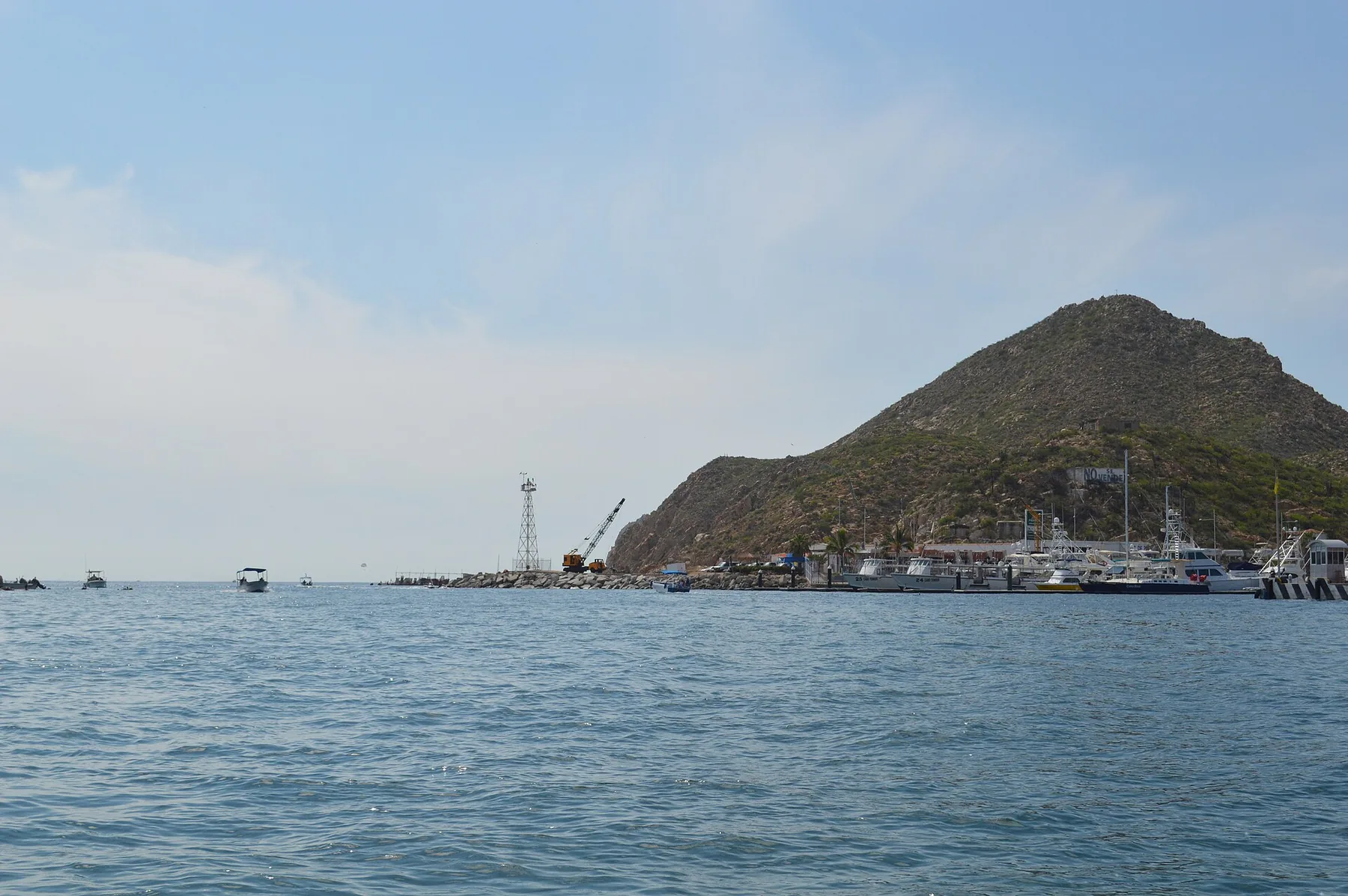 CaboSanLucasPort01.JPG