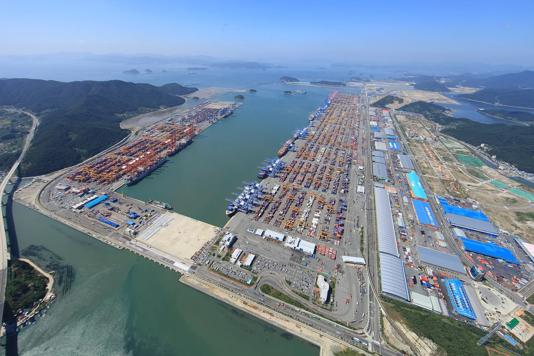 Busan Port (1).jpg