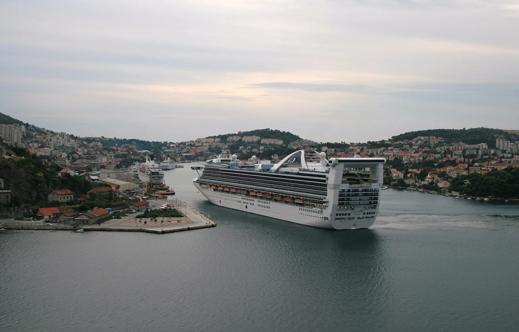 Harbour Dubrovnik.JPG