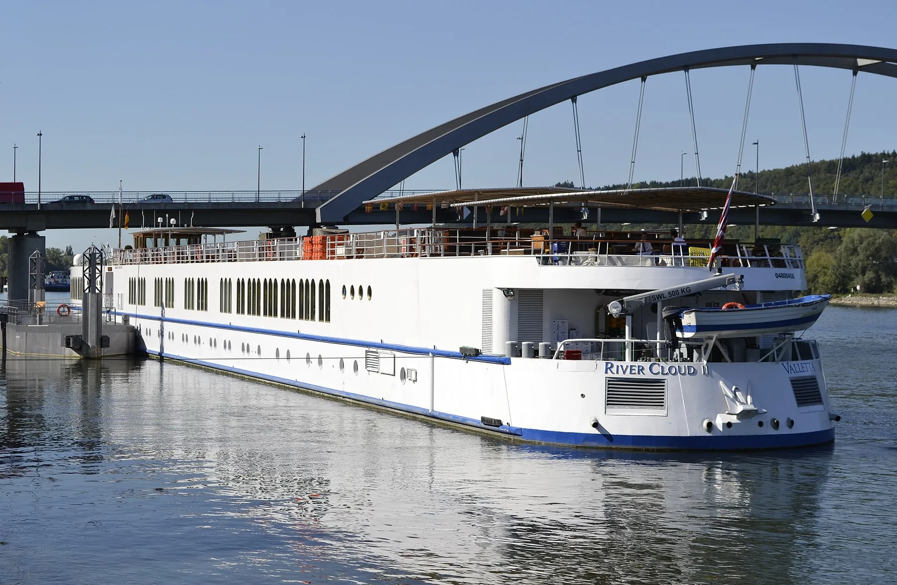River Cloud II in Vilshofen an der Donau.JPG