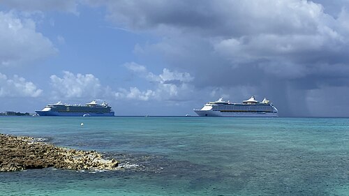 Adventure of the Seas ship photo 4