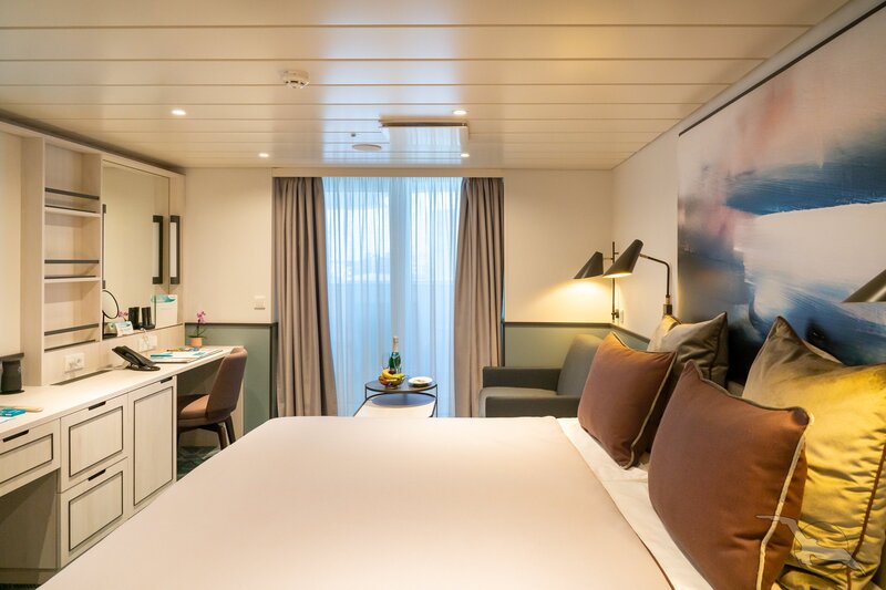 Amadea ship photo 49