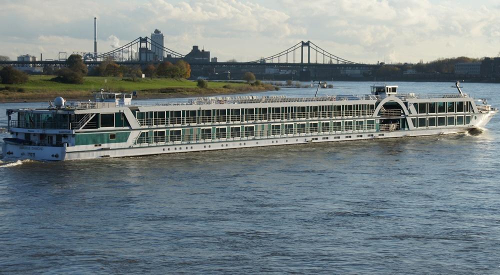 Amadeus Diamond ship photo 2