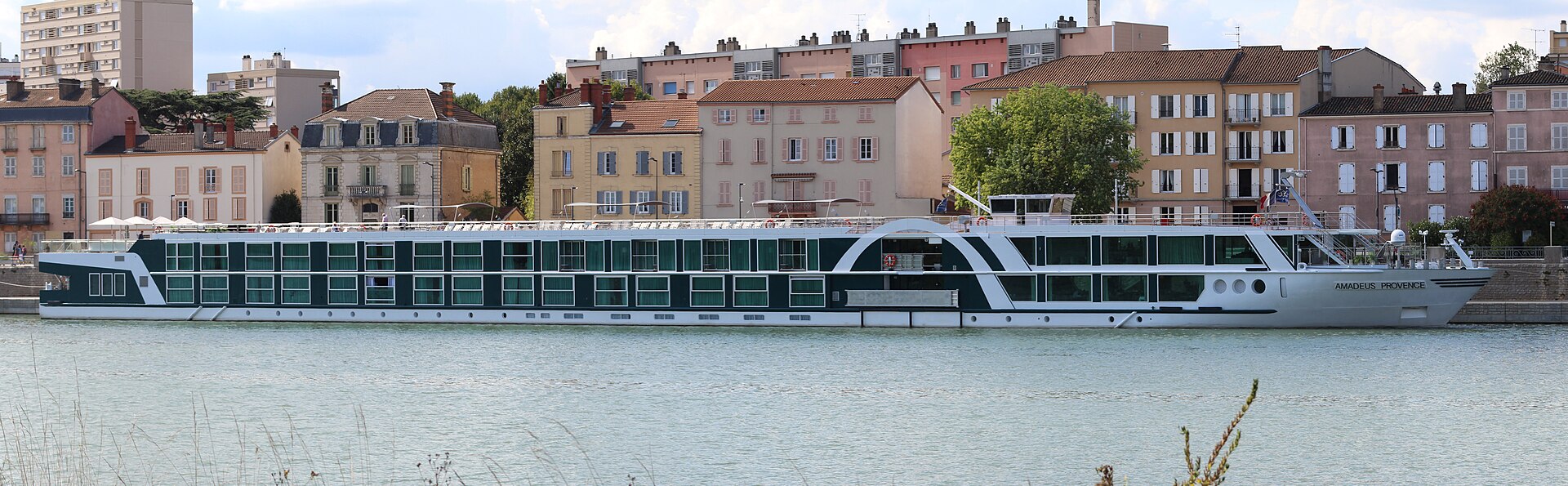 Amadeus Provence cruise ship