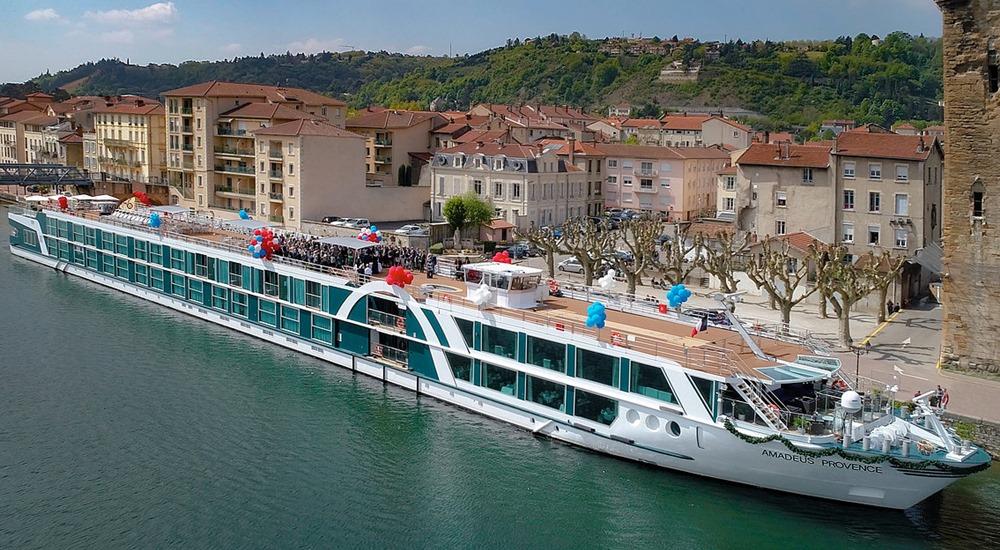 Amadeus Provence ship photo 2