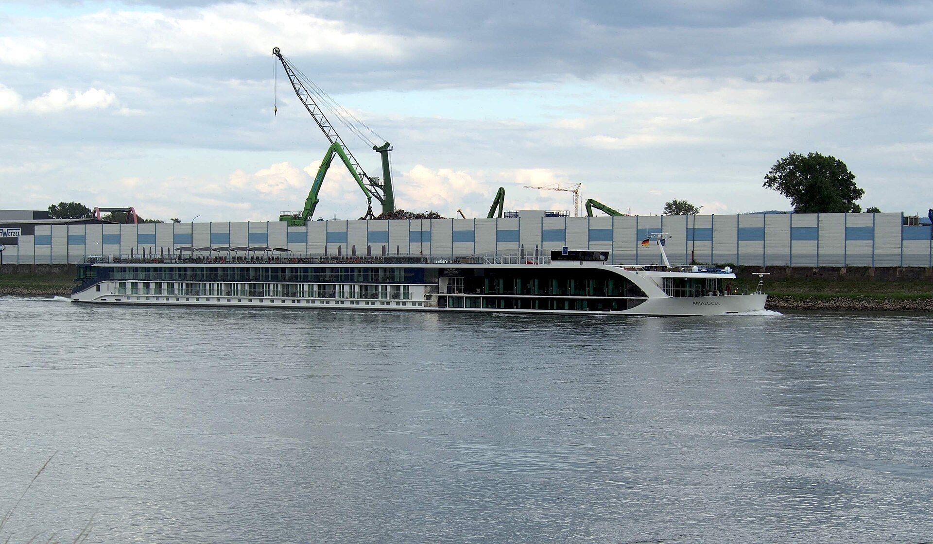 AmaLucia cruise ship