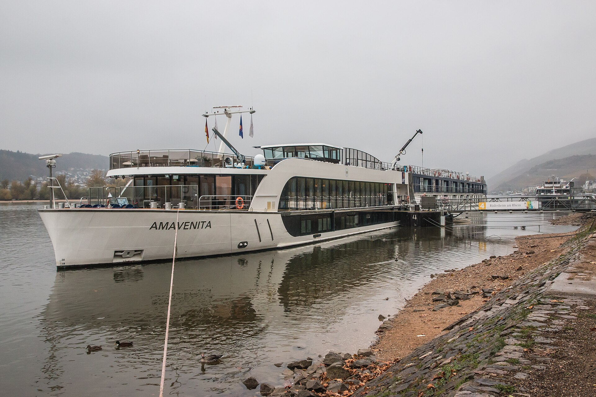 AmaVenita ship photo 3