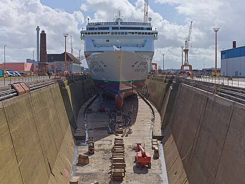 Ambition ship photo 2