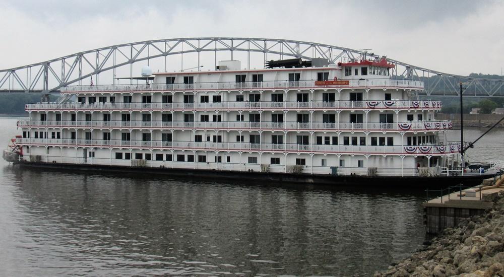 American Heritage ship photo 2