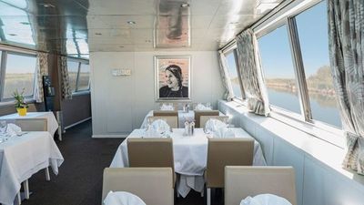 Anne Marie barge ship photo 7