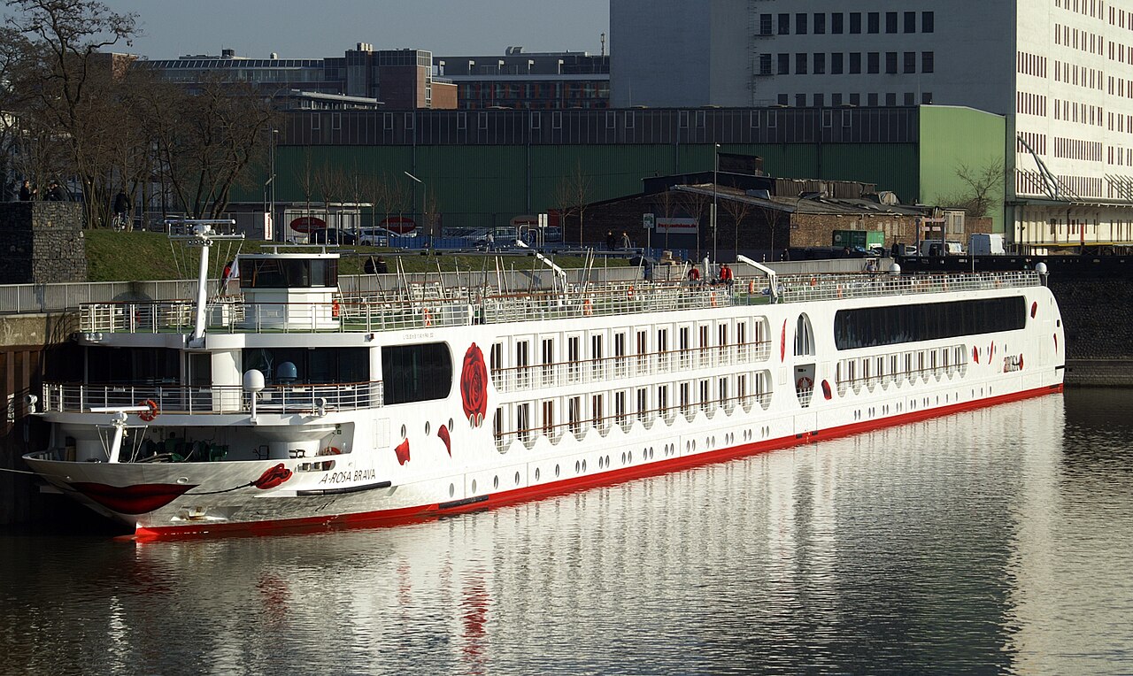 A-ROSA BRAVA ship photo 1