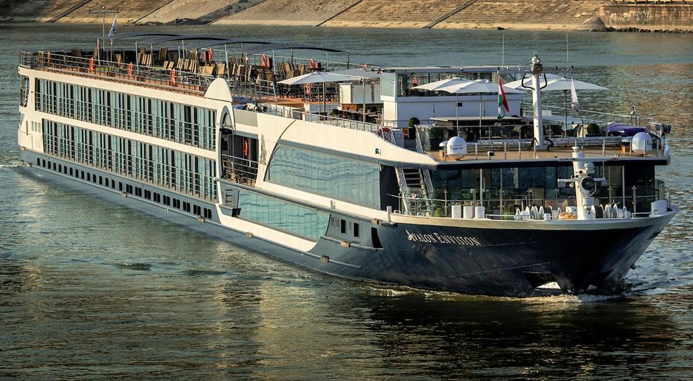 Avalon Envision ship photo 3