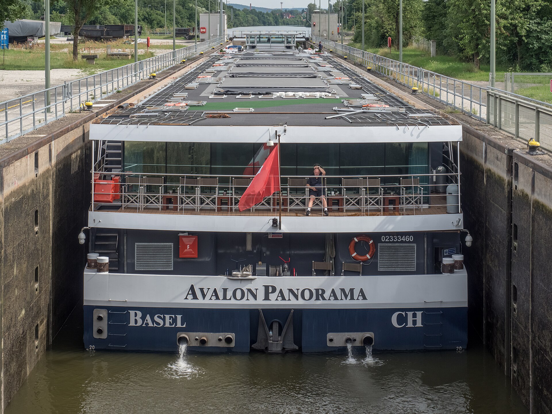 Avalon Panorama ship photo 2