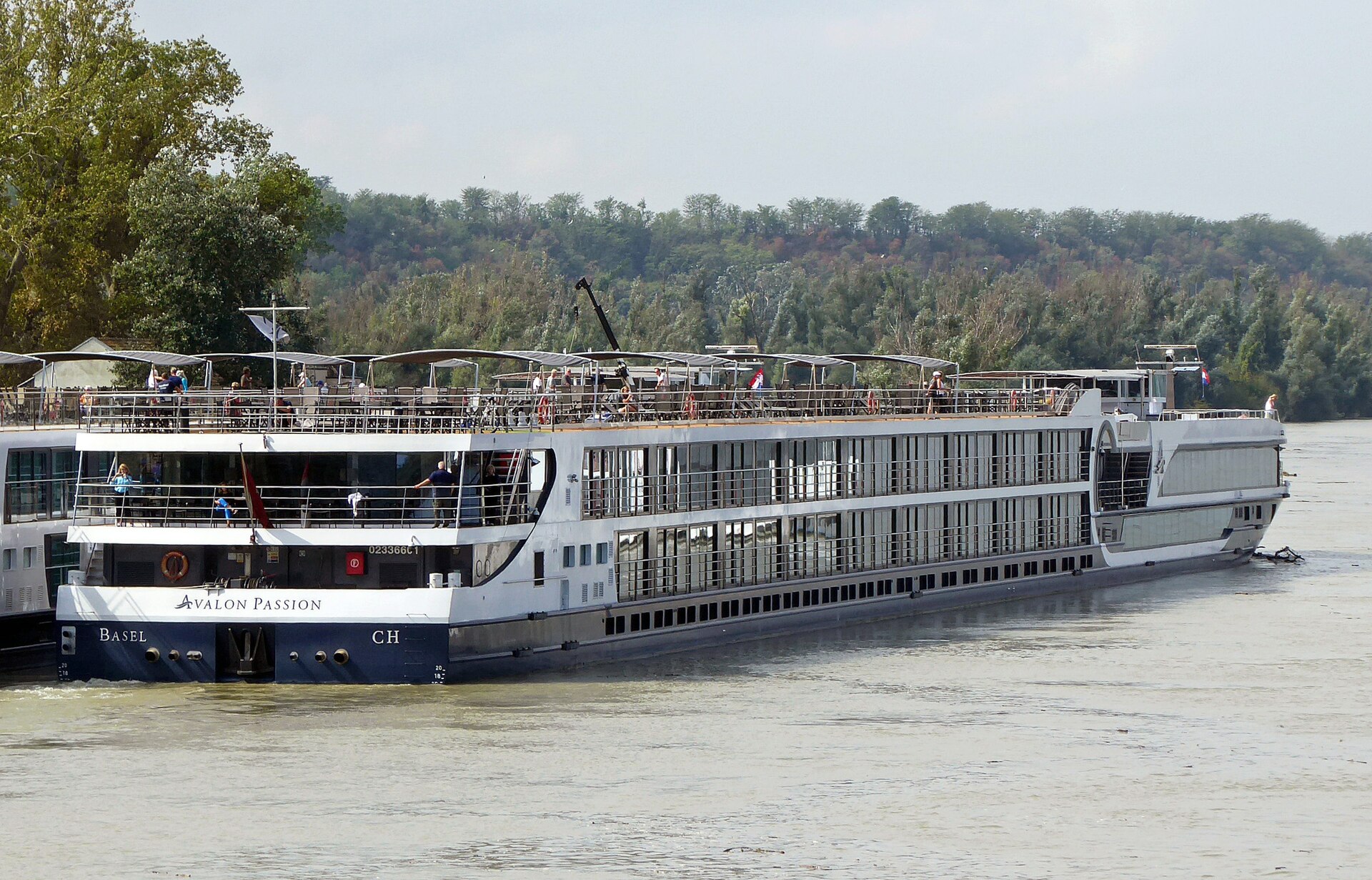 Avalon Passion ship photo 1