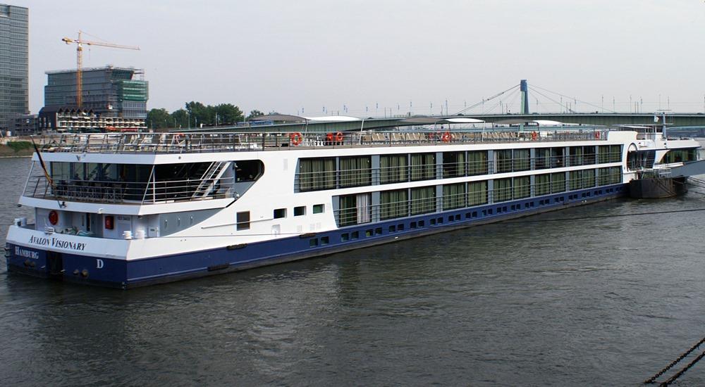Avalon Visionary ship photo 2