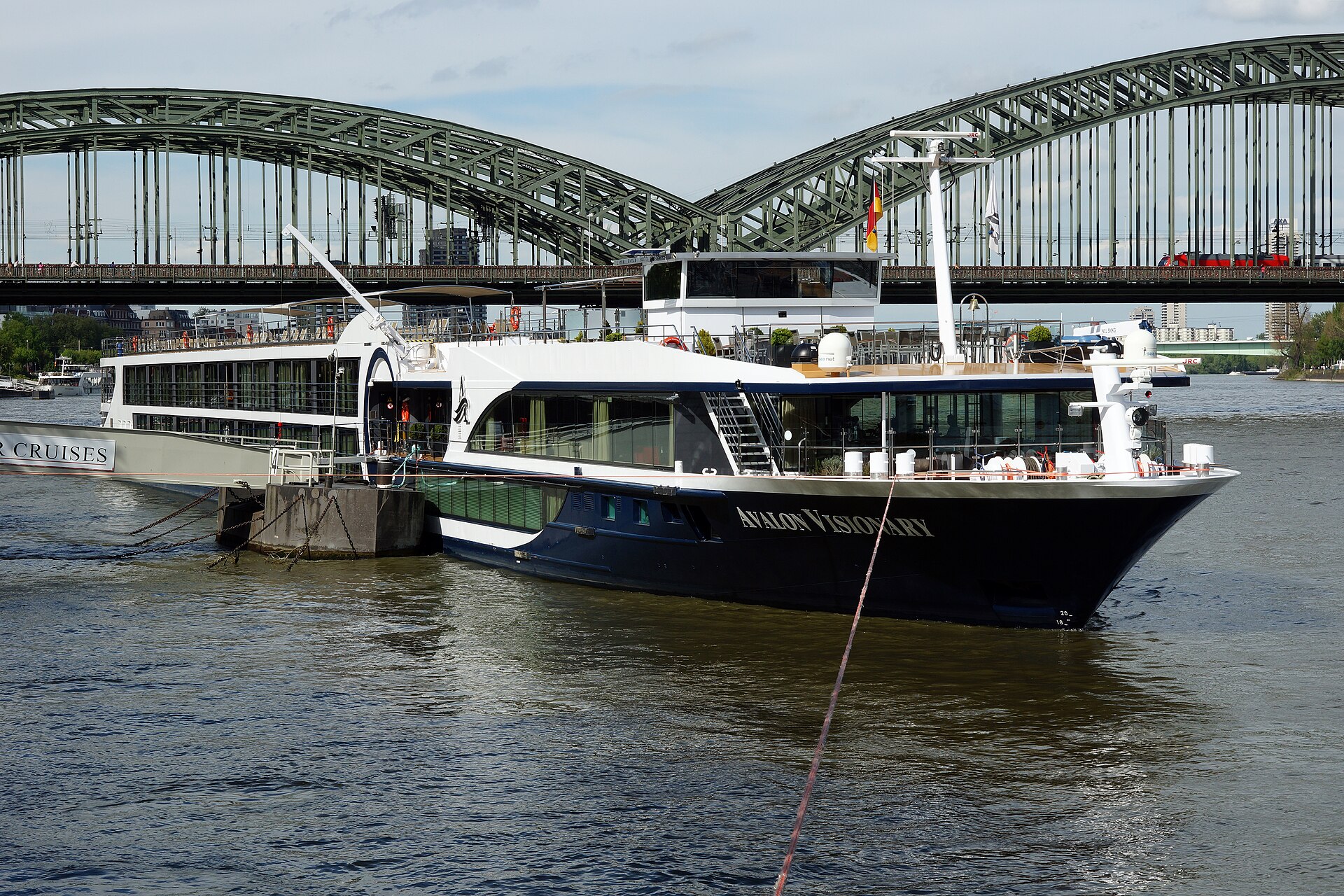 Avalon Visionary cruise ship
