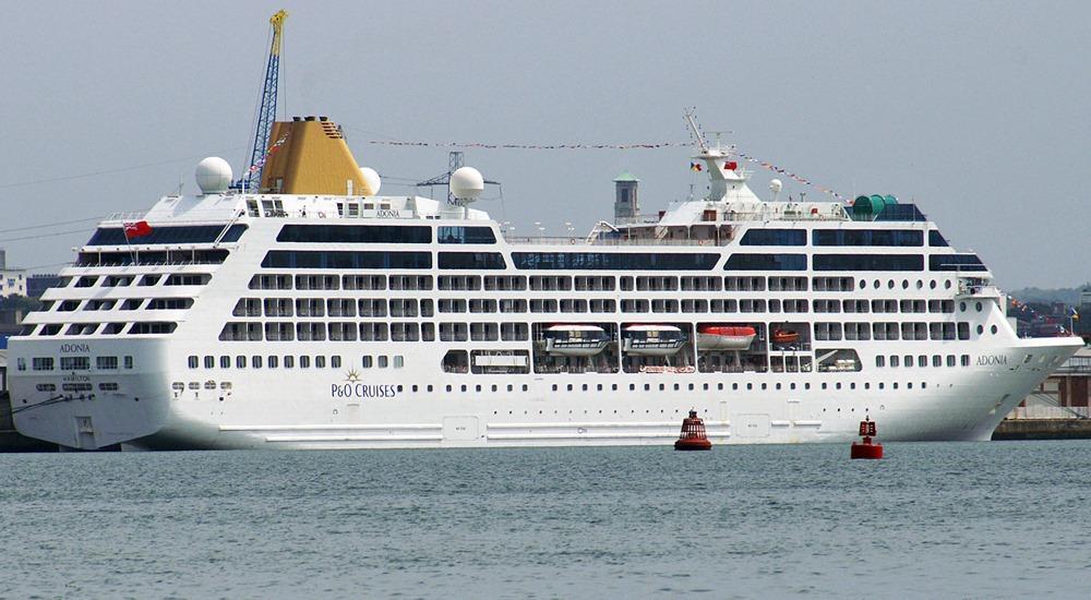 Azamara Pursuit ship photo 2