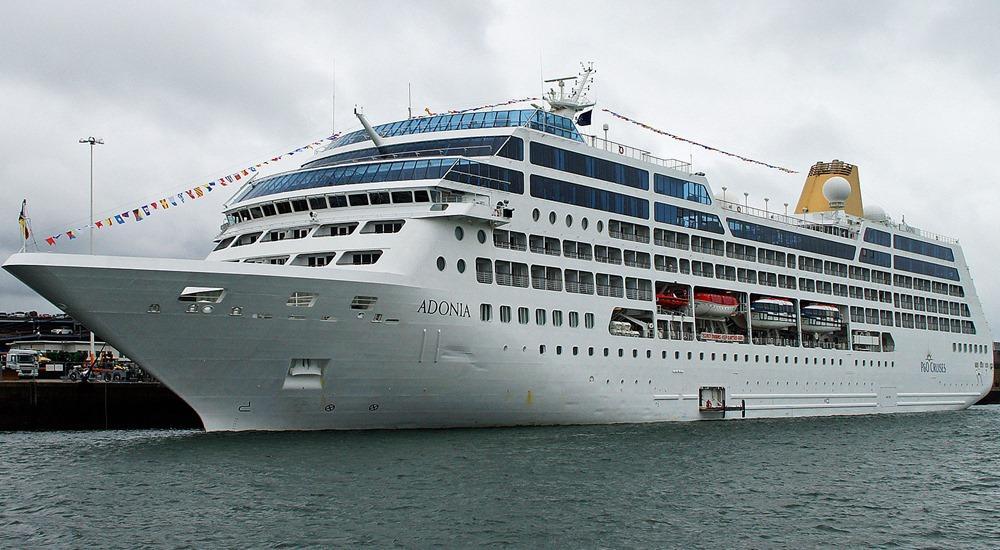 Azamara Pursuit ship photo 1