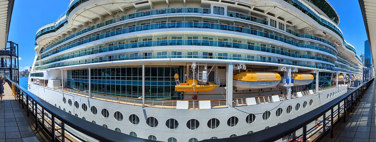 Brilliance of the Seas ship photo 10