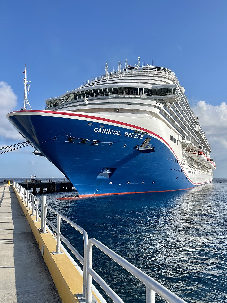 Carnival Breeze ship photo 2