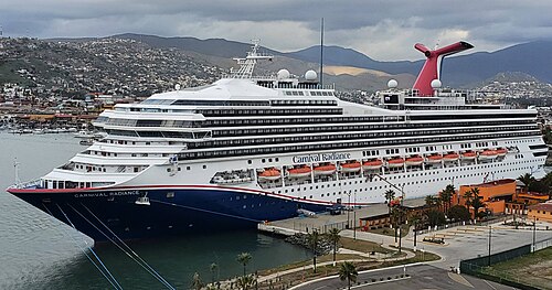 Carnival Radiance ship photo 2