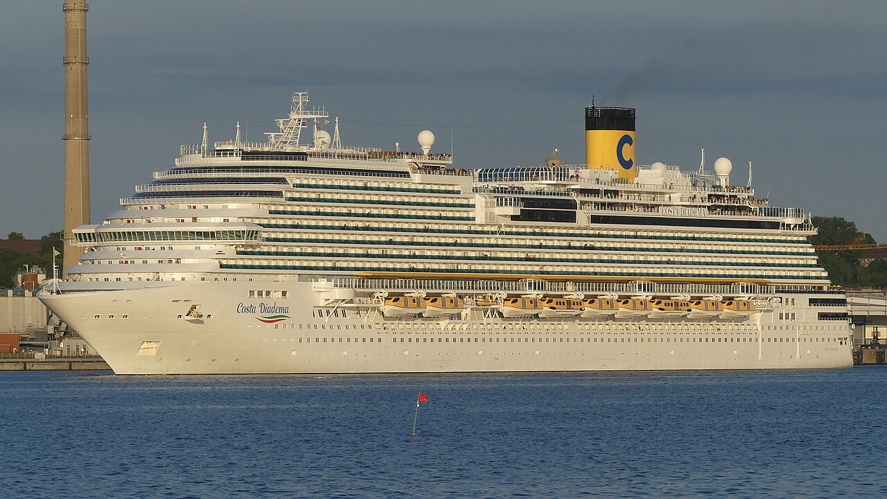 Costa Diadema ship photo 4