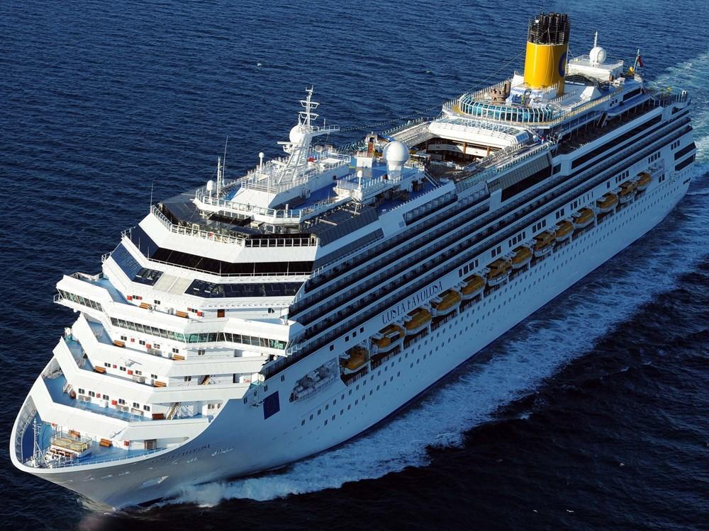 Costa Favolosa ship photo 3