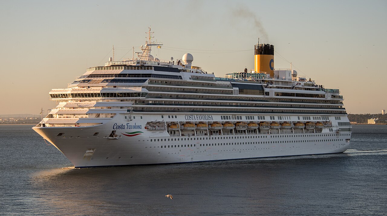 Costa Favolosa cruise ship