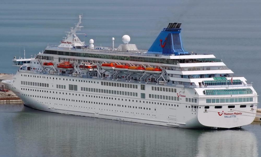 Crown Iris ship photo 2