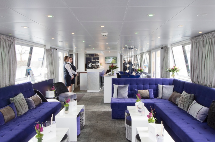 Deborah barge ship photo 9