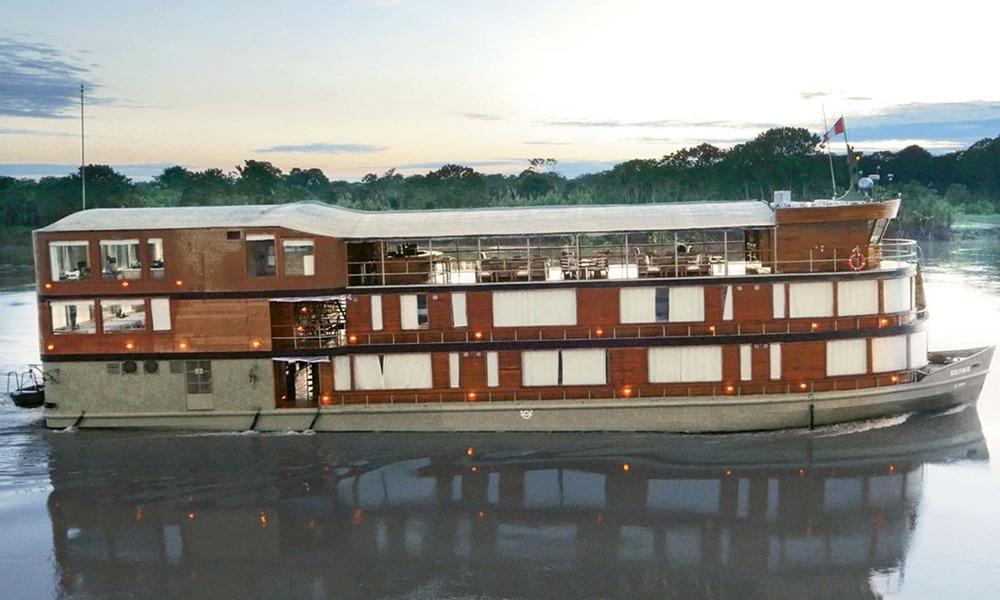 Delfin 2 Amazon ship photo 1
