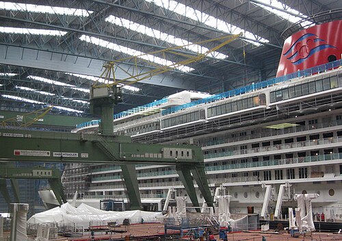 Disney Fantasy ship photo 5