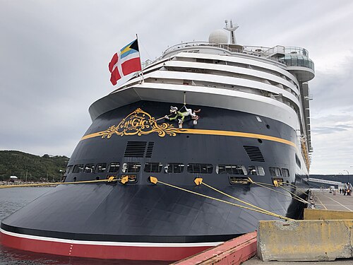 Disney Magic ship photo 4