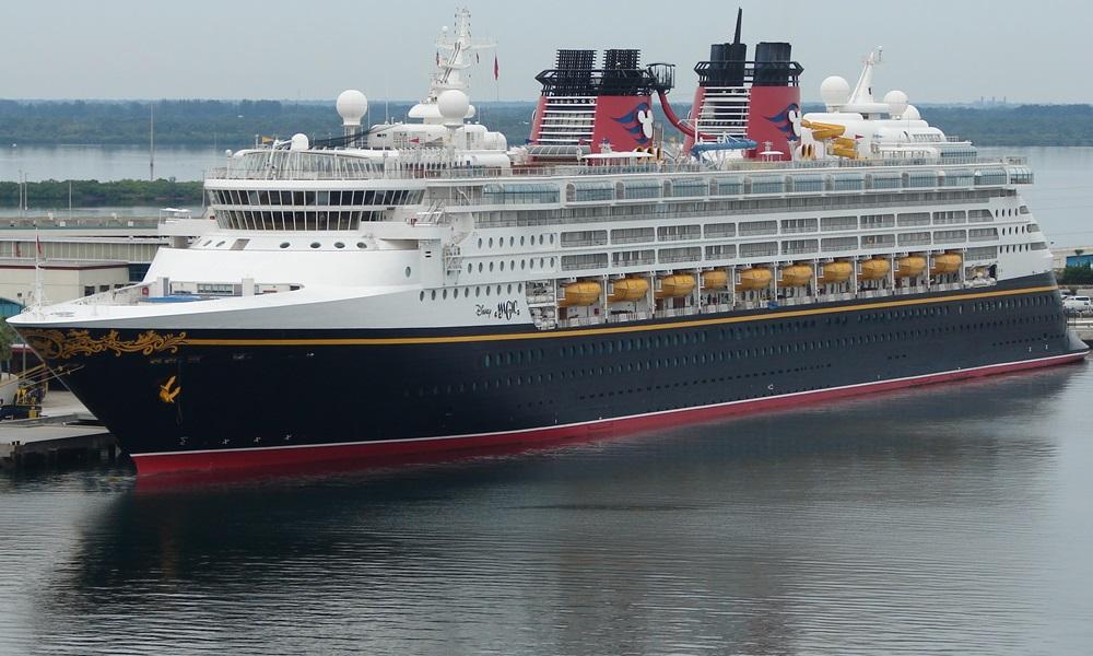 Disney Magic ship photo 6