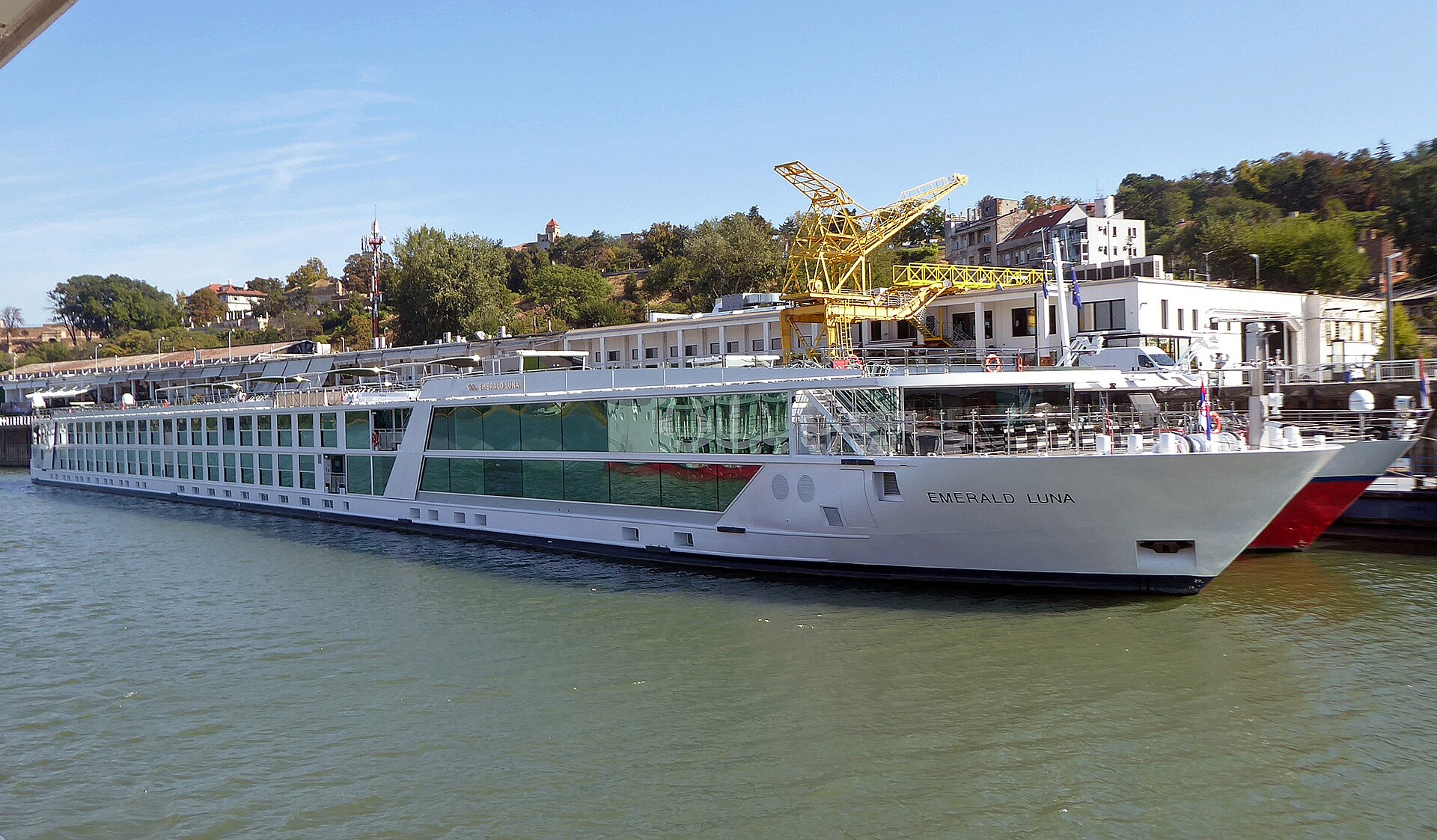 Emerald Luna cruise ship
