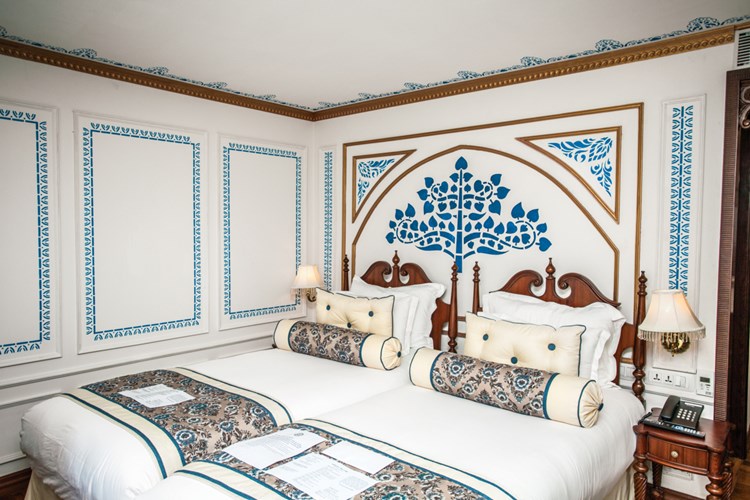Ganges Voyager 2 ship photo 15