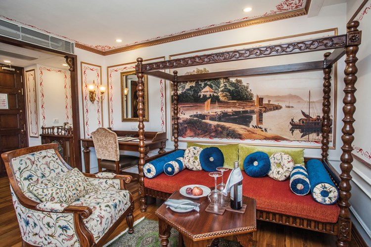 Ganges Voyager 2 ship photo 4