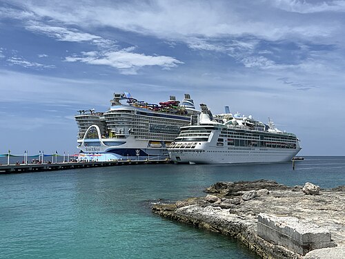 Grandeur of the Seas cruise ship