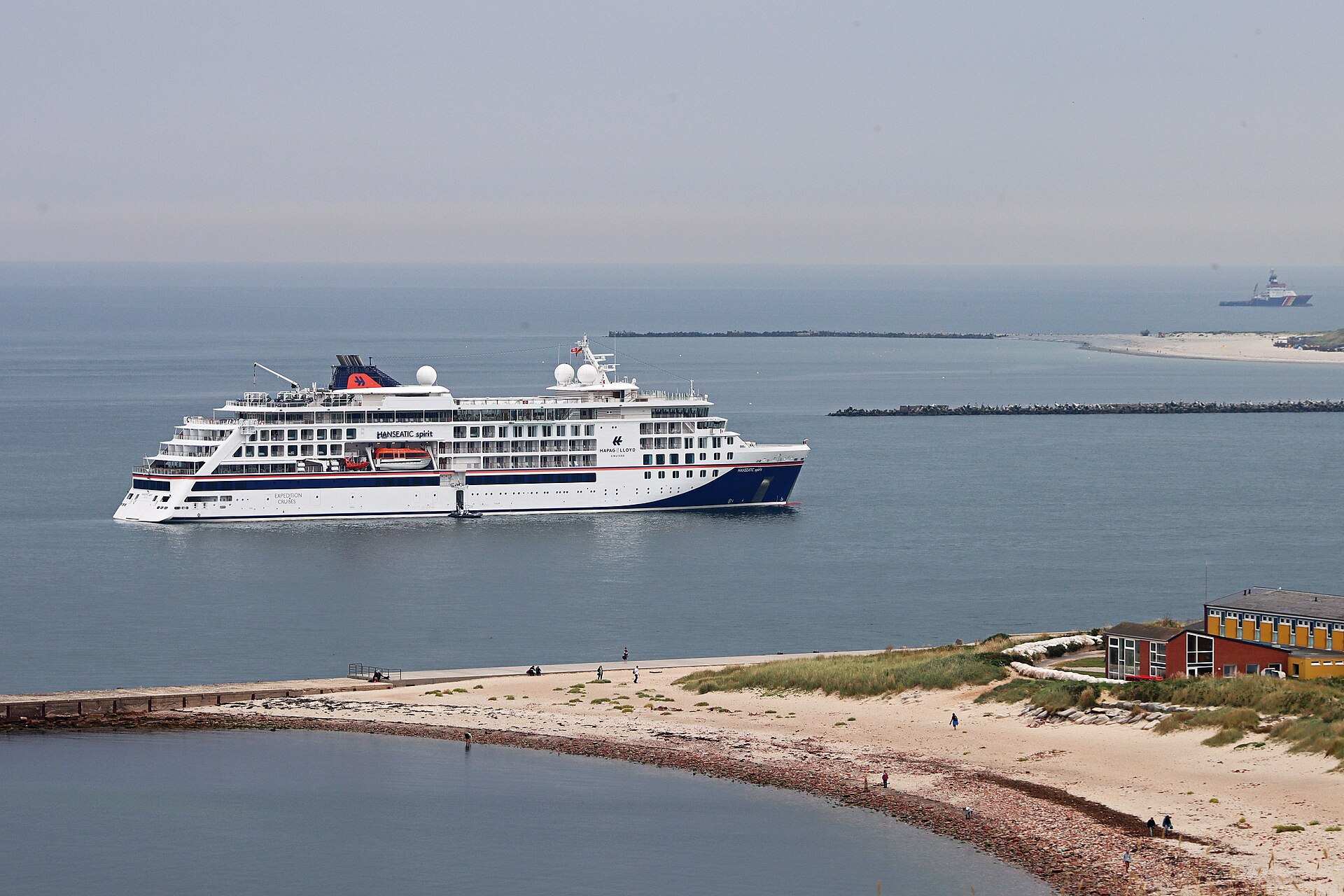 Hanseatic Spirit ship photo 1