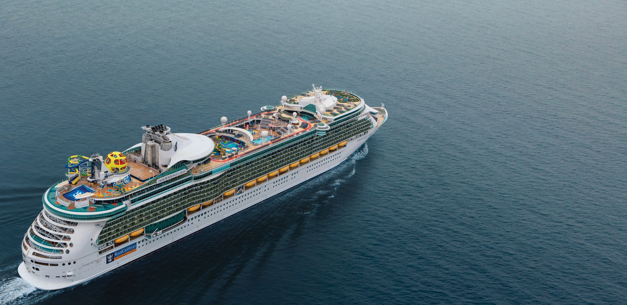 Independence of the Seas ship photo 2