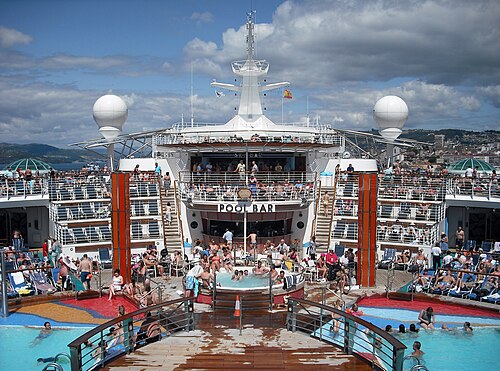 Independence of the Seas ship photo 4