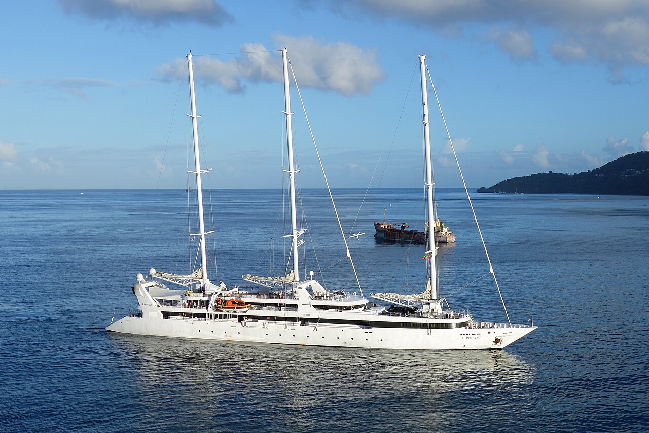 Le Ponant ship photo 3