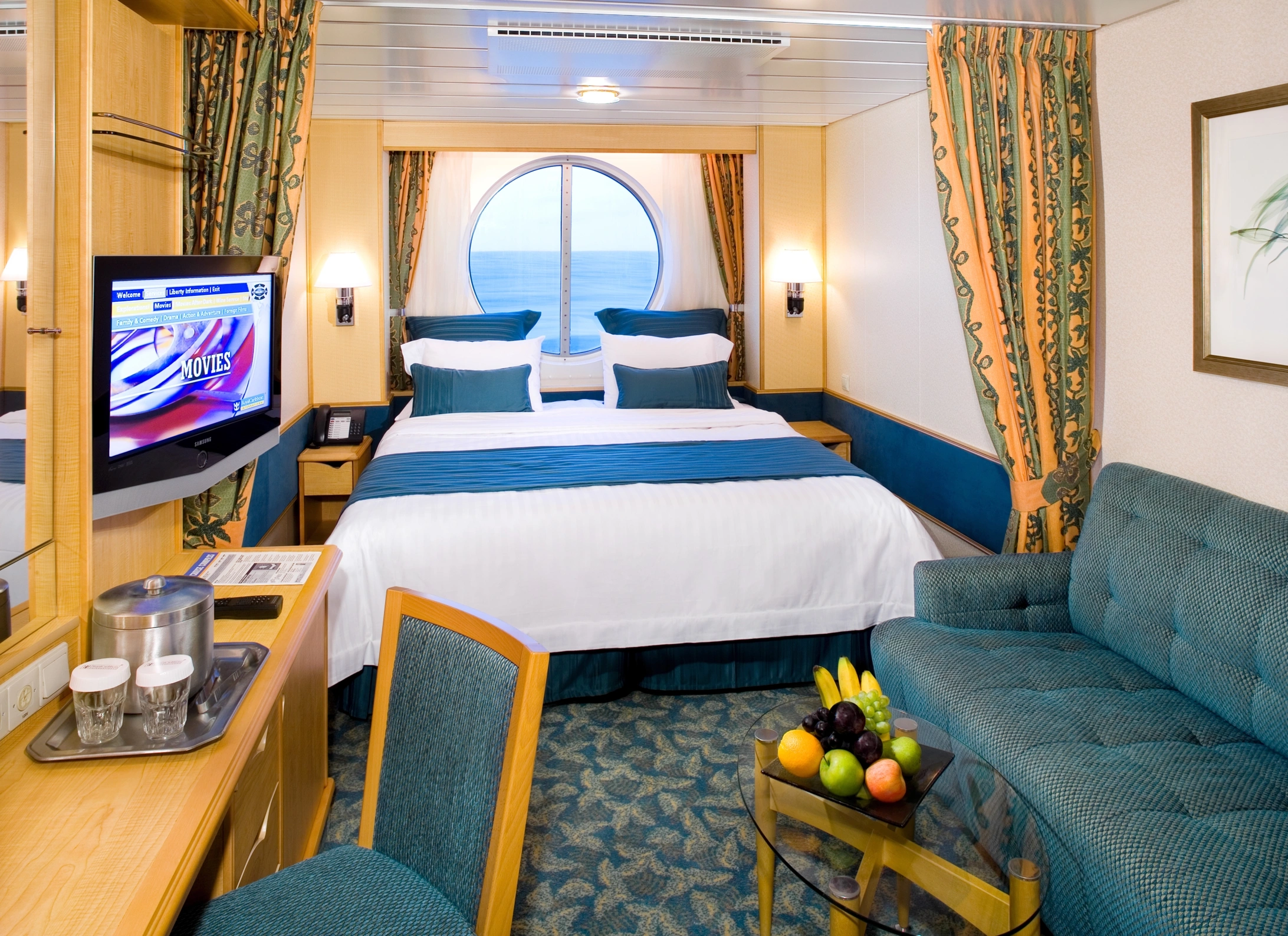 Mariner of the Seas ship photo 5