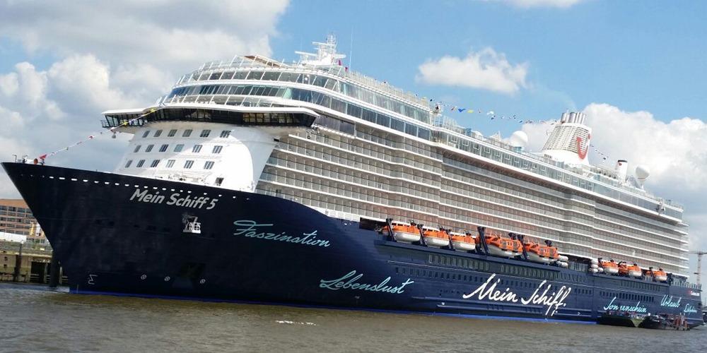 Mein Schiff 5 ship photo 2