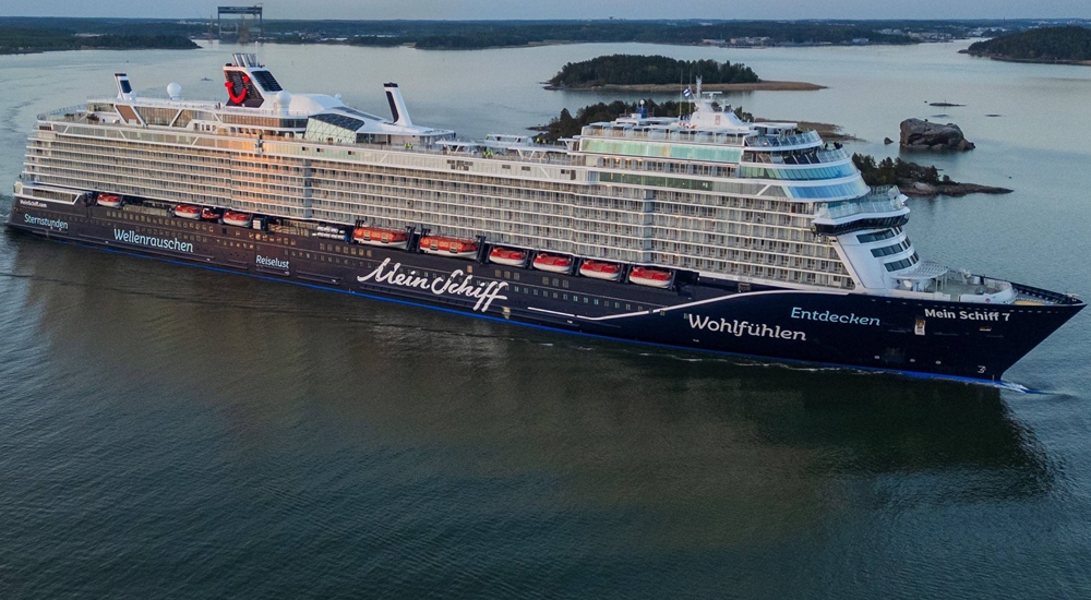 Mein Schiff 7 ship photo 2