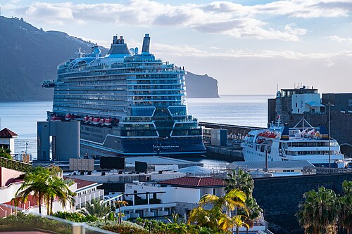Mein Schiff Relax ship photo 4