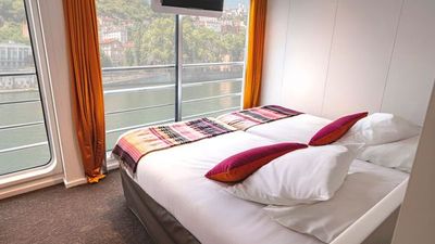 ms Camargue ship photo 15