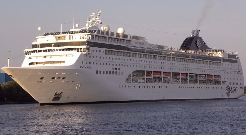 MSC Lirica ship photo 1