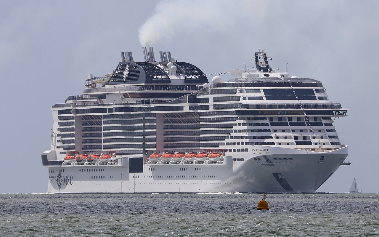 MSC Virtuosa ship photo 3