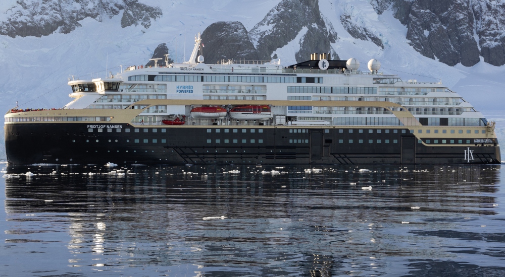 MS Fridtjof Nansen ship photo 3